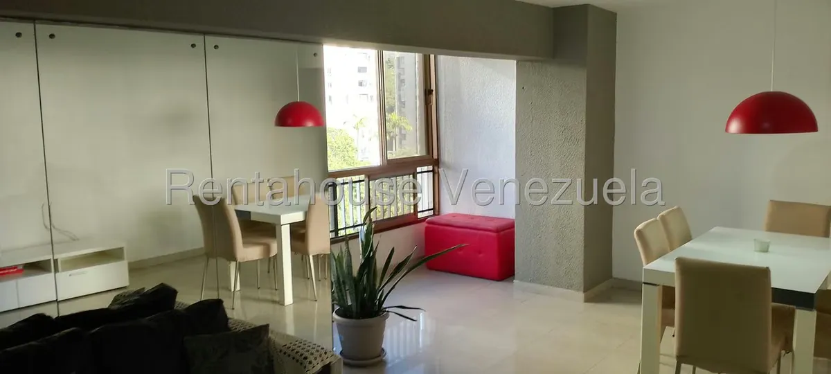 Apartamento (1 Nivel) en Alquiler en La Urbina, Distrito Metropolitano - 8