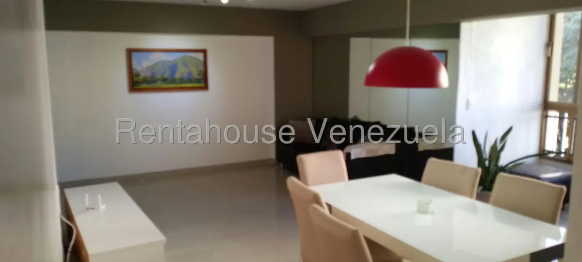 Apartamento (1 Nivel) en Alquiler en La Urbina, Distrito Metropolitano - 10