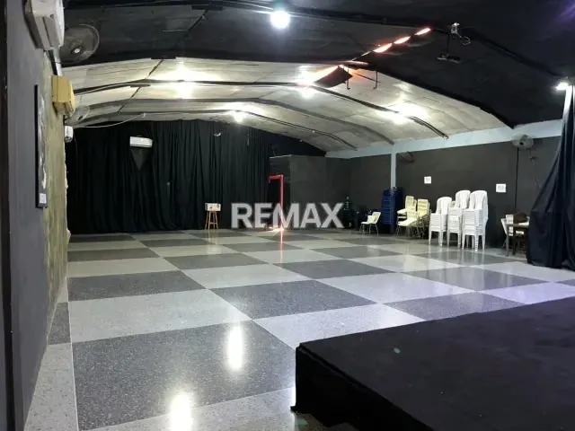 VENDO LOCAL COMERCIAL CON RESTAURANT EN QUIBOR - 11