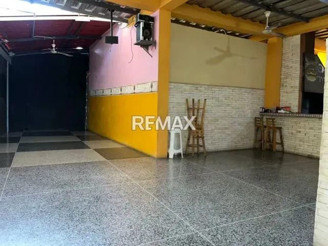 VENDO LOCAL COMERCIAL CON RESTAURANT EN QUIBOR - 5