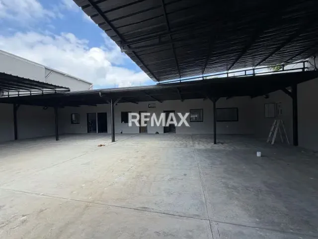 Alquiler de inmejorable Local Comercial ubicado en El Viñedo Valencia - 8