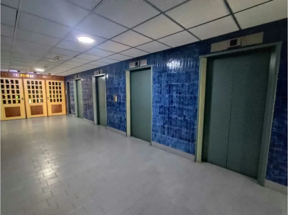 Vendo/alquilo oficina 90m2 Colinas de Bello Monte 4960 - 17
