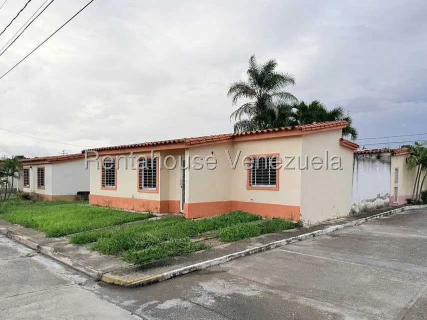 Casa (1 Nivel) en Venta en Villas de Yara, Lara - 3