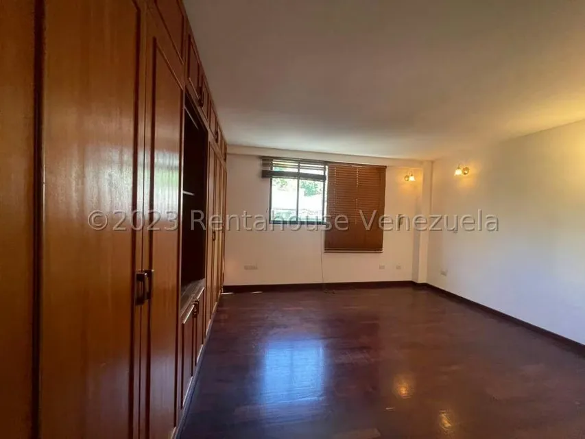 Apartamento (1 Nivel) en Alquiler en Altamira, Distrito Metropolitano - 14