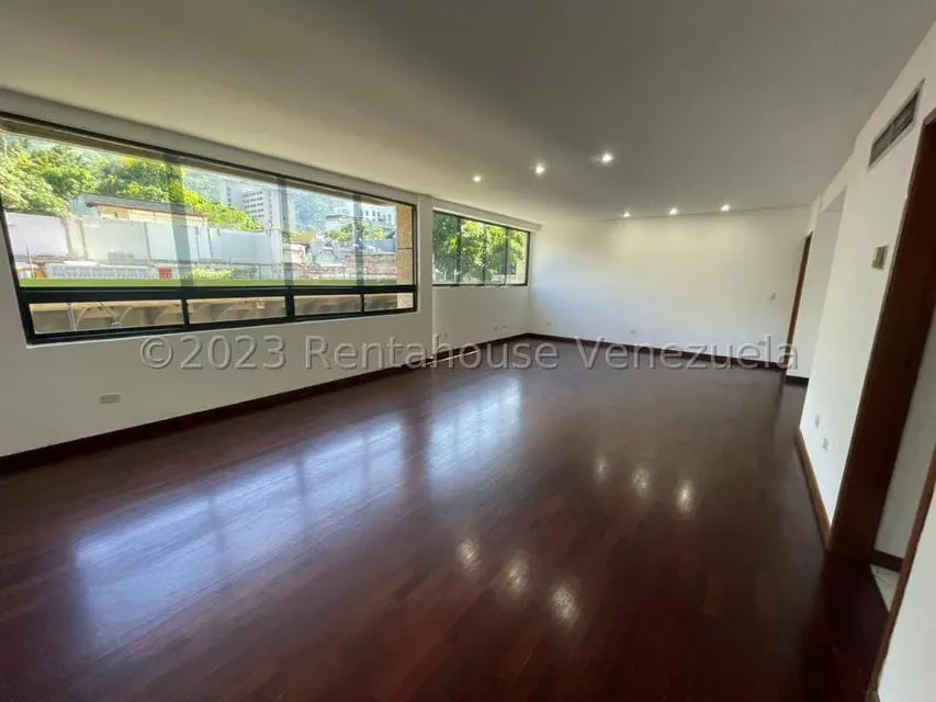 Apartamento (1 Nivel) en Alquiler en Altamira, Distrito Metropolitano - 5