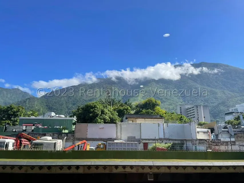 Apartamento (1 Nivel) en Alquiler en Altamira, Distrito Metropolitano - 8