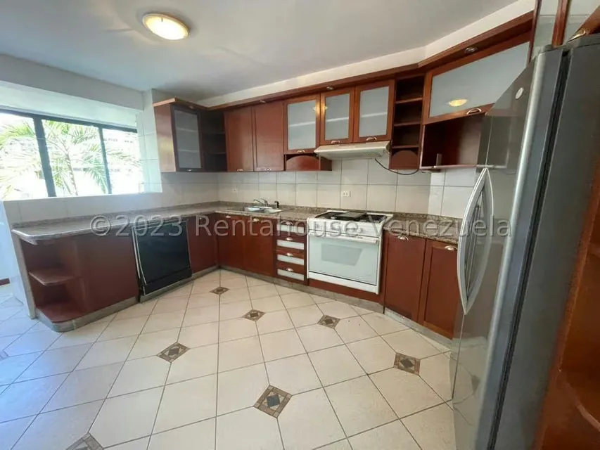 Apartamento (1 Nivel) en Alquiler en Altamira, Distrito Metropolitano - 10