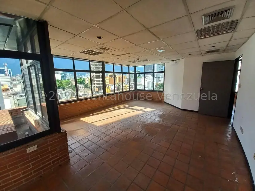 Oficina en Alquiler en Las Mercedes, Distrito Metropolitano - 17