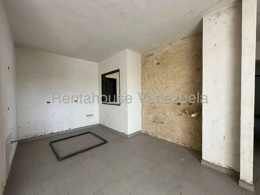 Apartamento (1 Nivel) en Venta en El Centro, Aragua - 12
