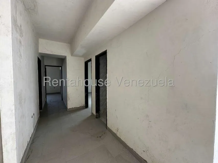 Apartamento (1 Nivel) en Venta en El Centro, Aragua - 16