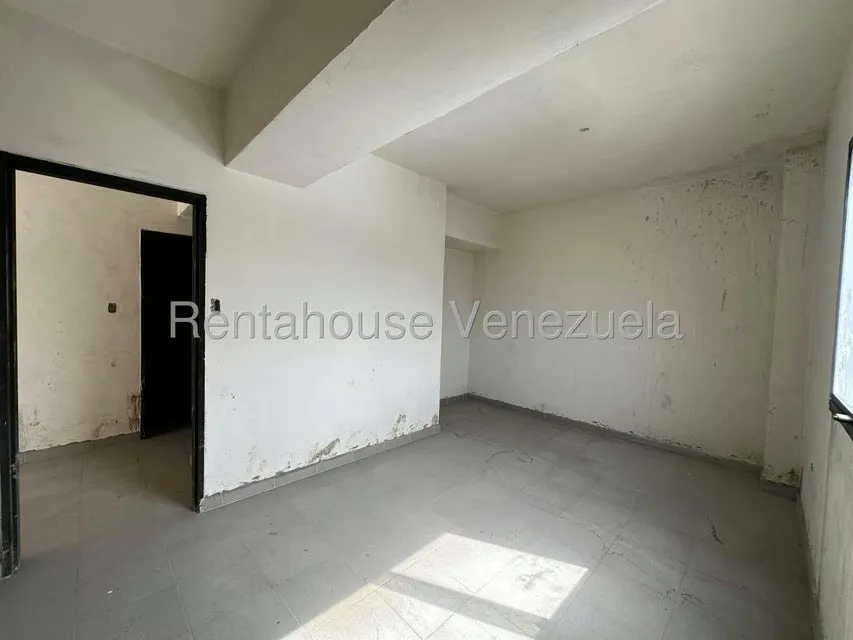 Apartamento (1 Nivel) en Venta en El Centro, Aragua - 20