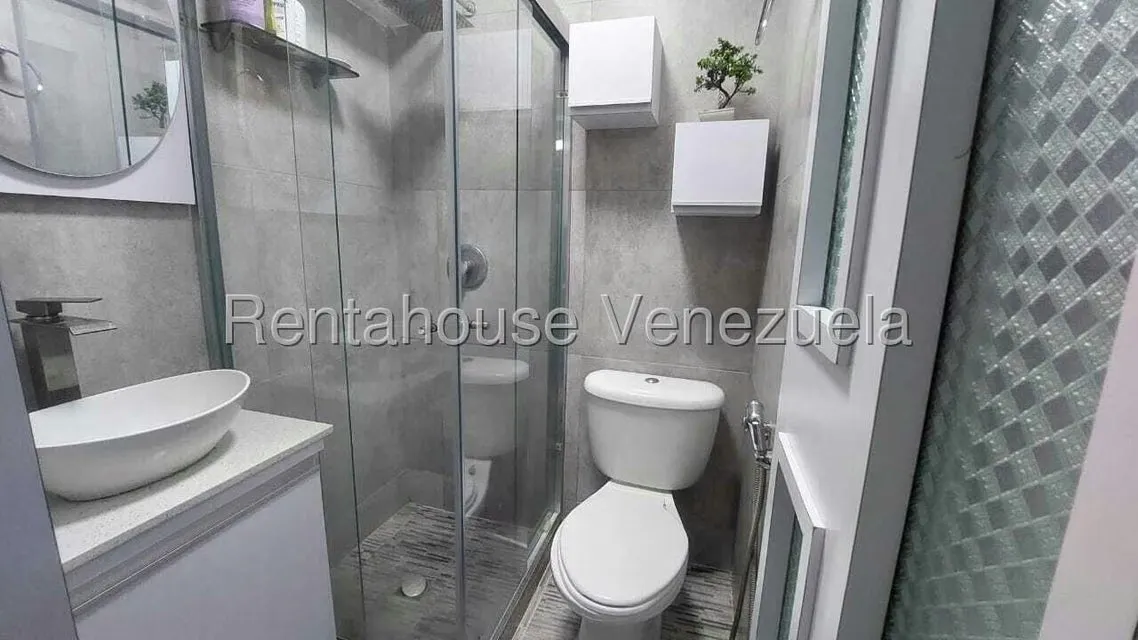 Apartamento (1 Nivel) en Venta en Parroquia San Juan, Distrito Metropolitano - 11