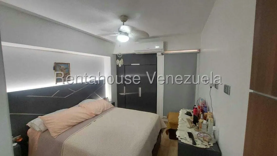 Apartamento (1 Nivel) en Venta en Parroquia San Juan, Distrito Metropolitano - 12