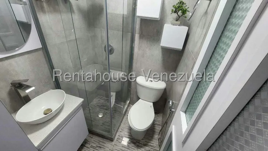Apartamento (1 Nivel) en Venta en Parroquia San Juan, Distrito Metropolitano - 25