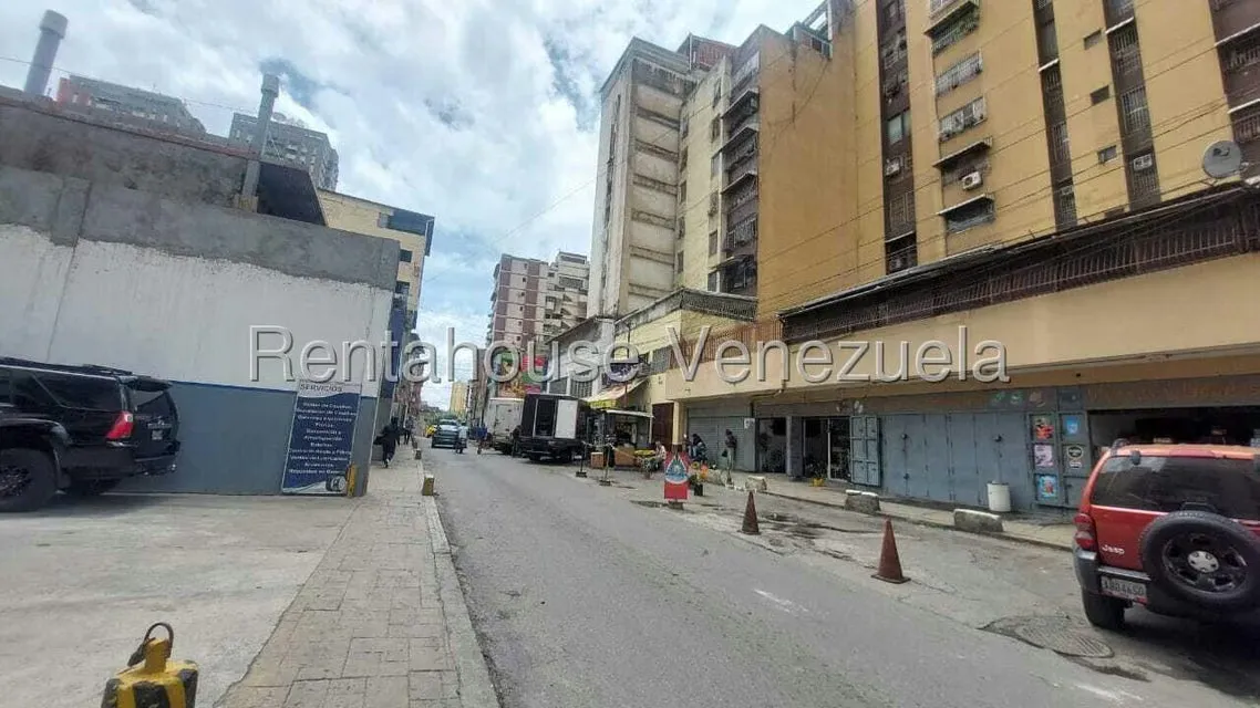 Apartamento (1 Nivel) en Venta en Parroquia San Juan, Distrito Metropolitano - 32
