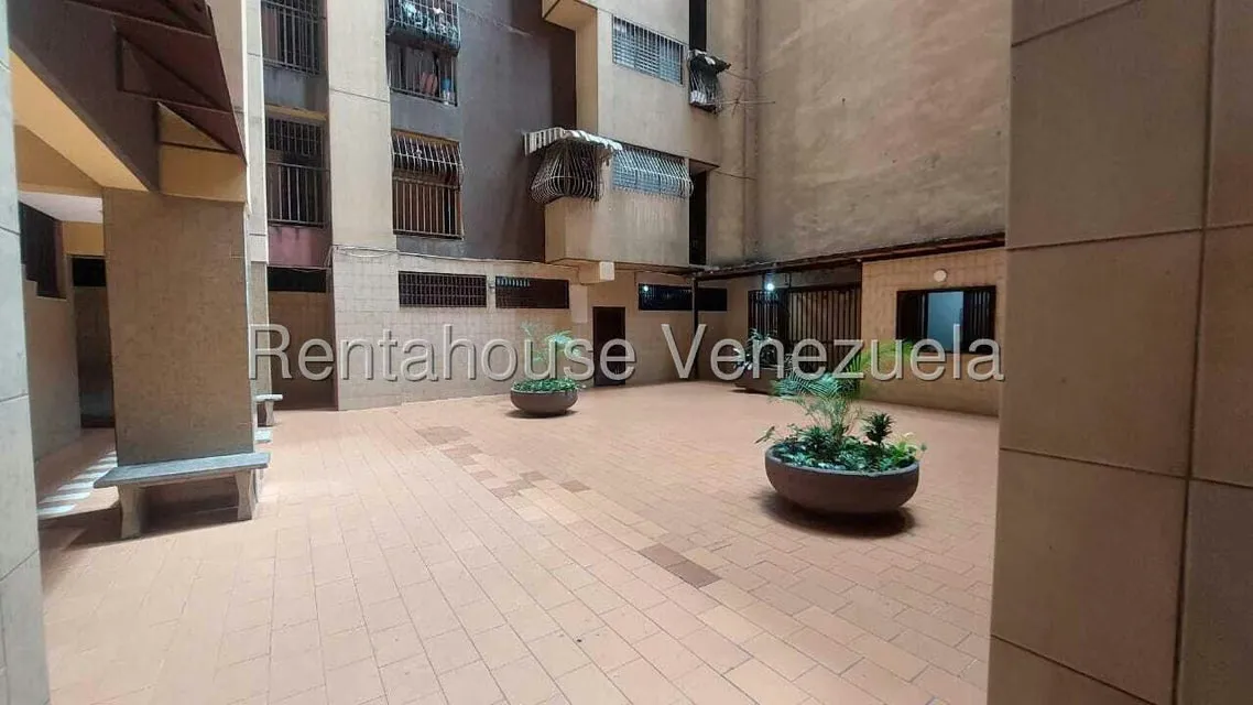 Apartamento (1 Nivel) en Venta en Parroquia San Juan, Distrito Metropolitano - 34