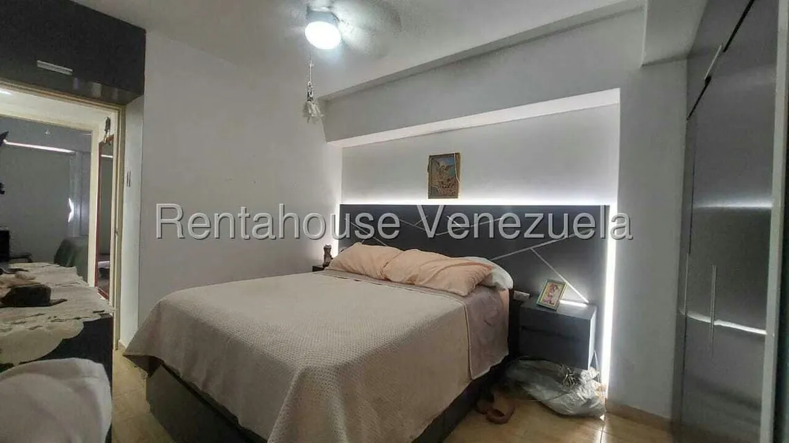 Apartamento (1 Nivel) en Venta en Parroquia San Juan, Distrito Metropolitano - 35