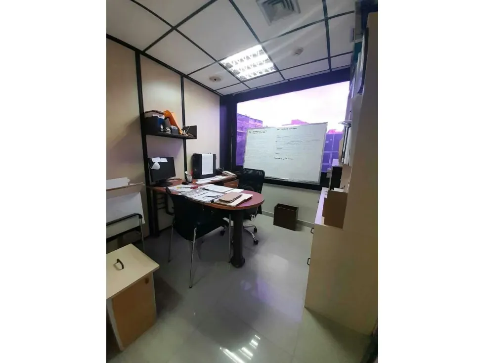 Vendo oficina 384m2 El Recreo 9367 - 13