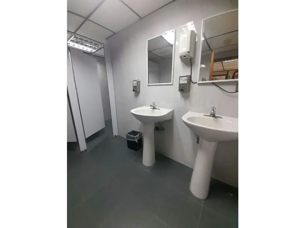 Vendo oficina 384m2 El Recreo 9367 - 30