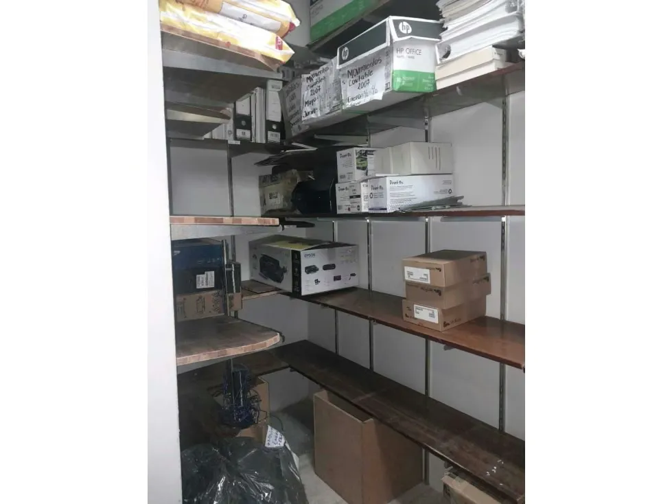 Vendo oficina 384m2 El Recreo 9367 - 38