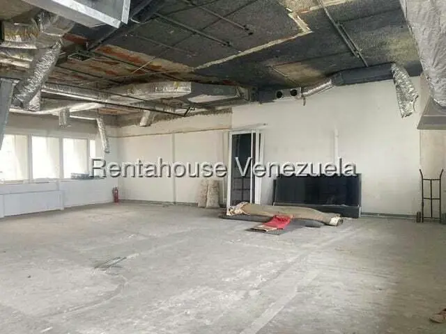 Oficina en Alquiler en Los Palos Grandes, Distrito Metropolitano - 8