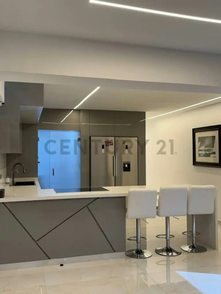 Moderno apartamento con acabados de lujo en Nicole Suites, Lechería