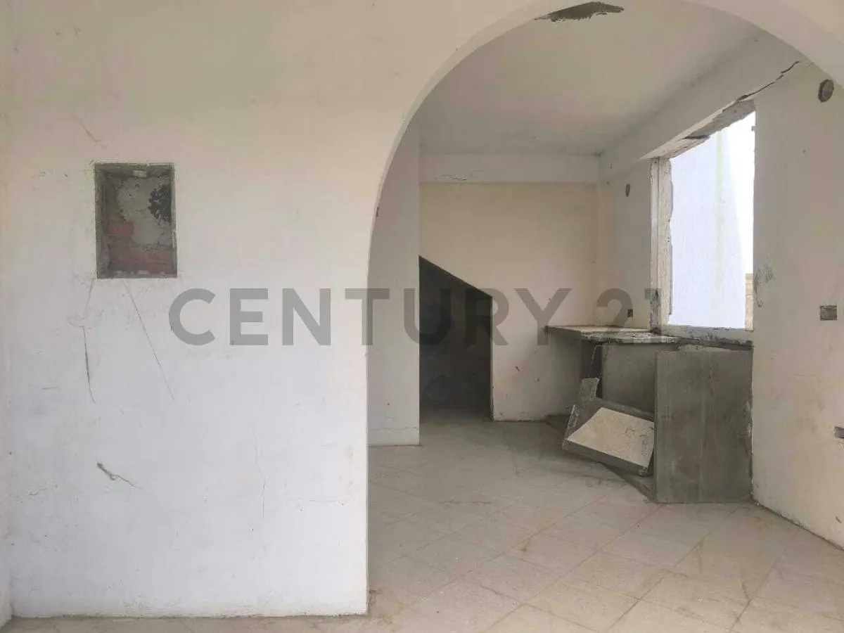 DE OPORTUNIDAD CASA 2 NIVELES PARA REMODELAR, ISLA DE MARGARITA - 8