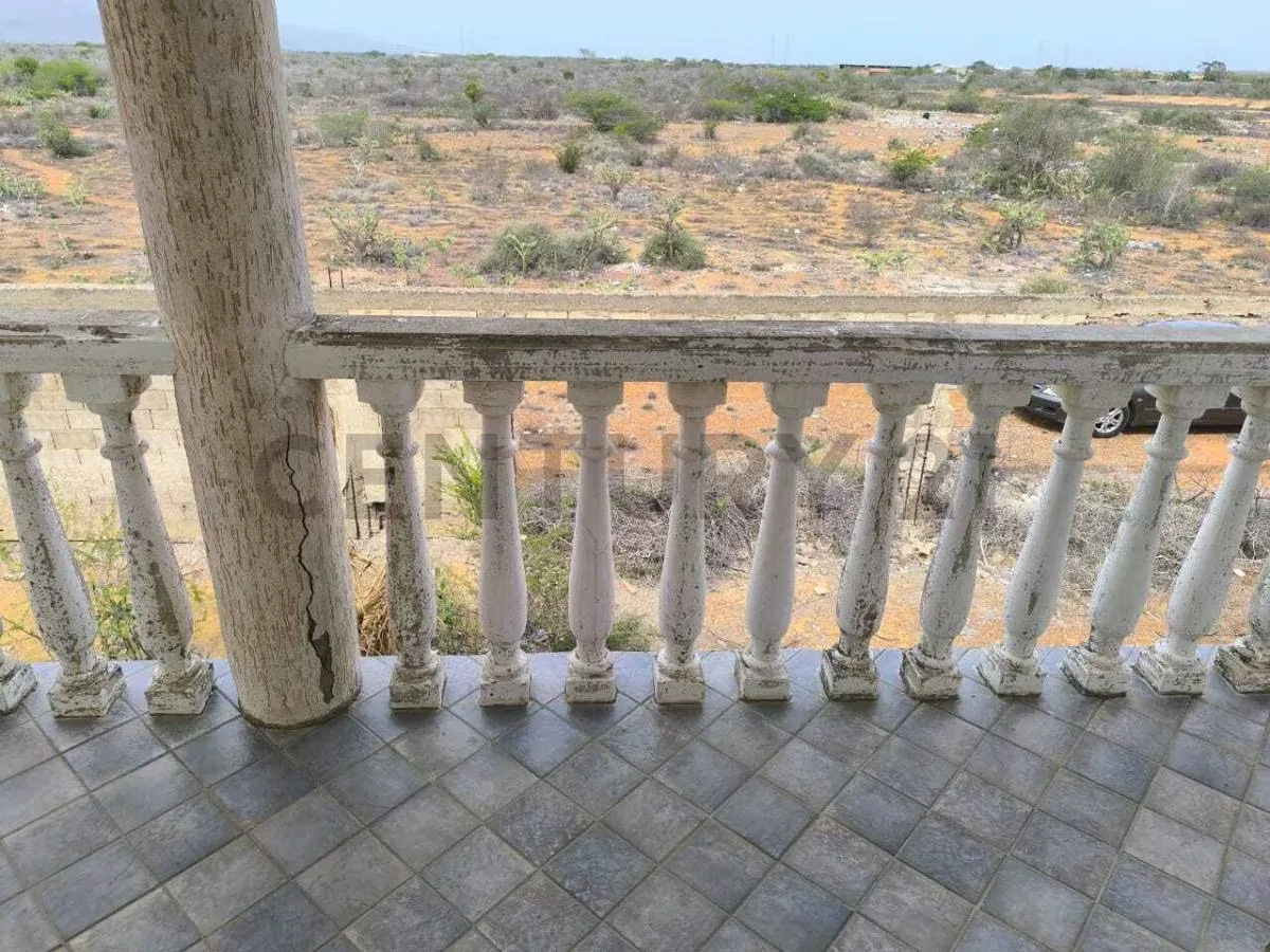 DE OPORTUNIDAD CASA 2 NIVELES PARA REMODELAR, ISLA DE MARGARITA - 9