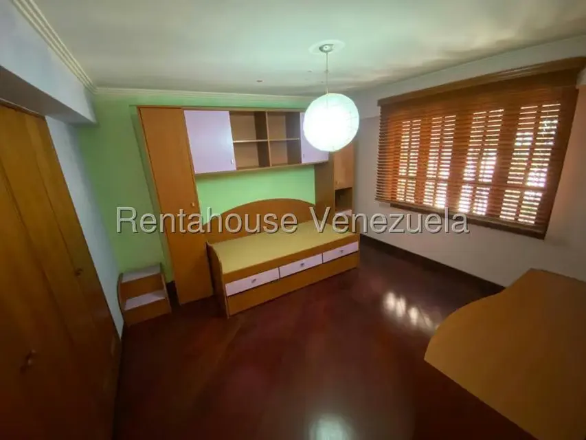 Townhouse (Multiples Niveles) en Alquiler en La Macarena Norte, Miranda - 21