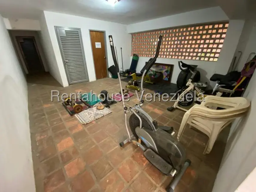 Townhouse (Multiples Niveles) en Alquiler en La Macarena Norte, Miranda - 23