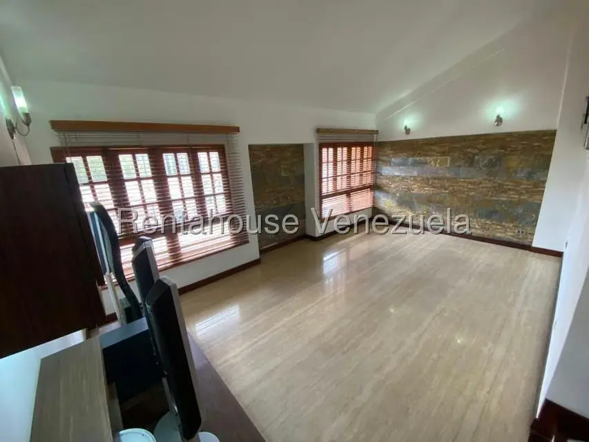 Townhouse (Multiples Niveles) en Alquiler en La Macarena Norte, Miranda - 10