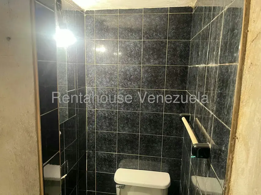 Local Comercial en Alquiler en Avenida Bolivar Norte, Carabobo - 11