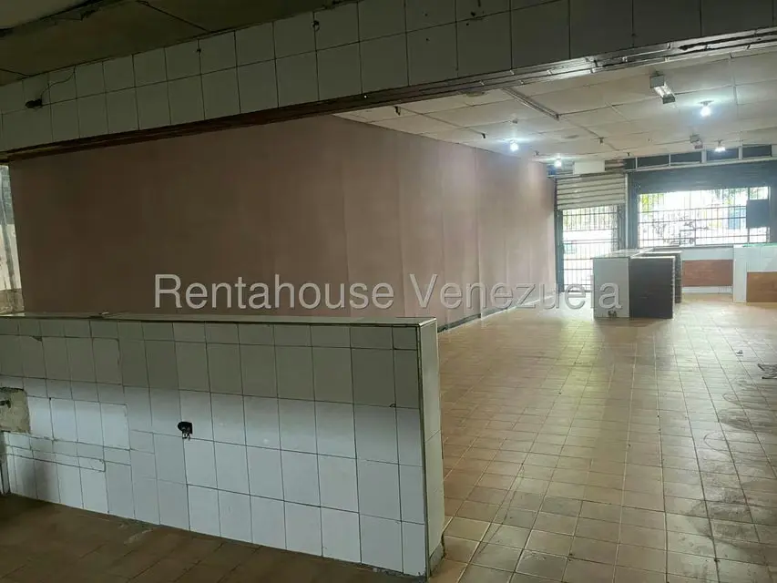 Local Comercial en Alquiler en Avenida Bolivar Norte, Carabobo - 5