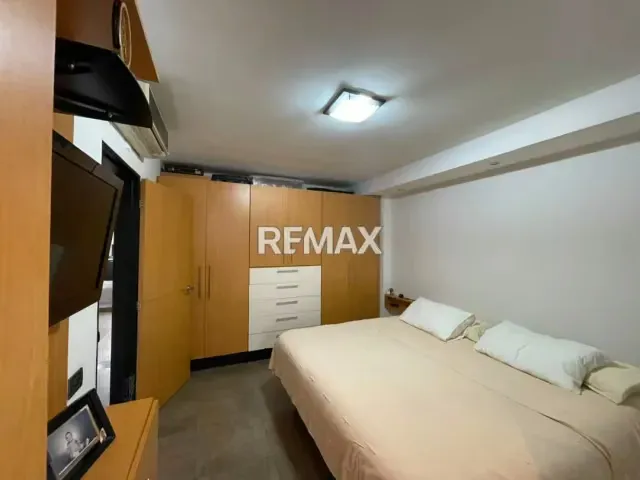 EDIFICIO EN VENTA CON LOCAL COMERCIAL Y APARTAMENTO - 9