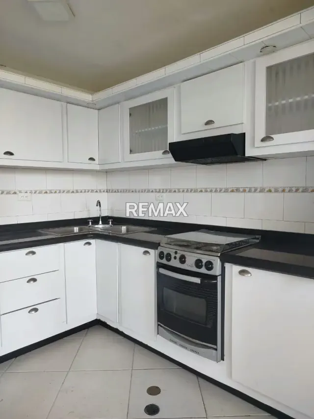 Apartamento en alquiler en Mañongo. Naguanagua. Sin amoblar. - 12