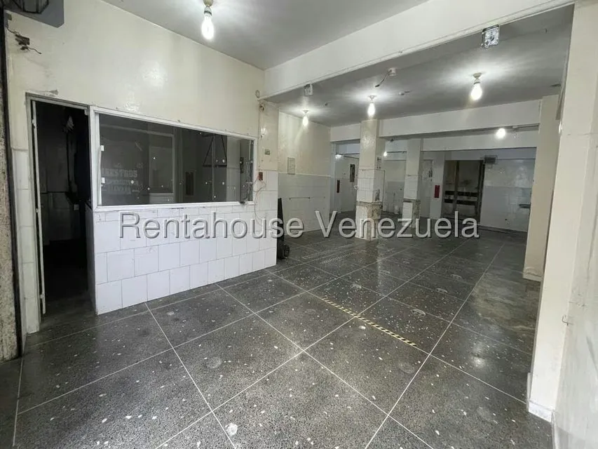 Comercial (Edificio) en Alquiler en Boleita Sur, Distrito Metropolitano - 3
