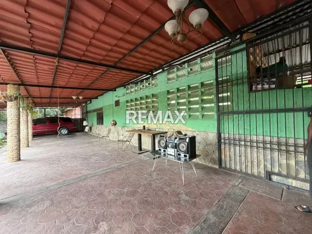 Oportunidad de Inversión en El polvero 1000m2 - 10