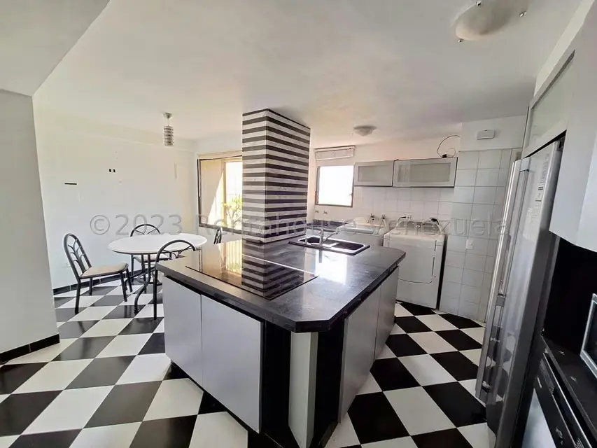 Apartamento (1 Nivel) en Venta en Los Naranjos del Cafetal, Distrito Metropolitano - 11