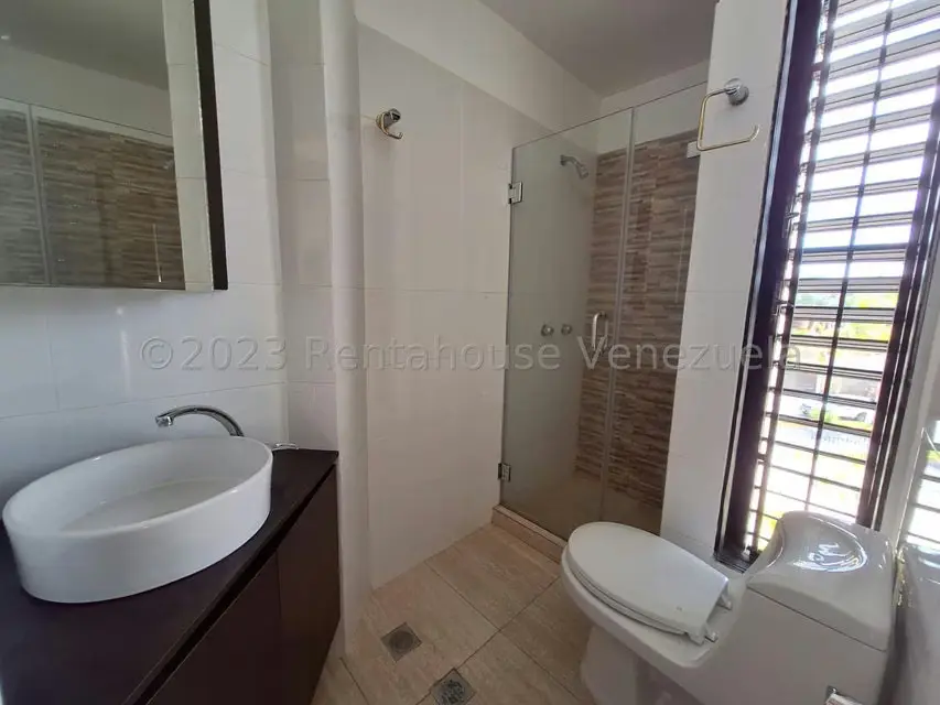 Apartamento (1 Nivel) en Venta en Los Naranjos del Cafetal, Distrito Metropolitano - 24