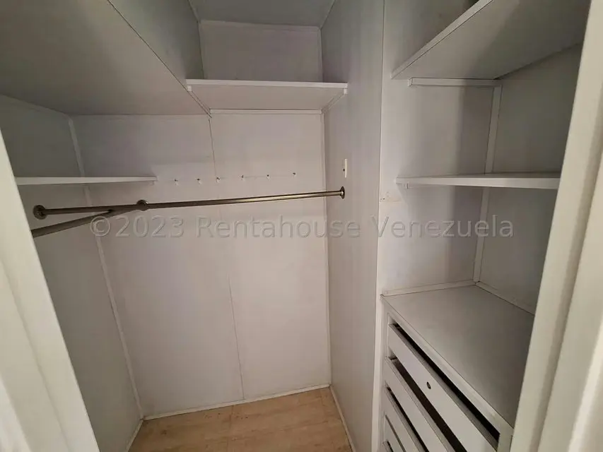 Apartamento (1 Nivel) en Venta en Los Naranjos del Cafetal, Distrito Metropolitano - 25