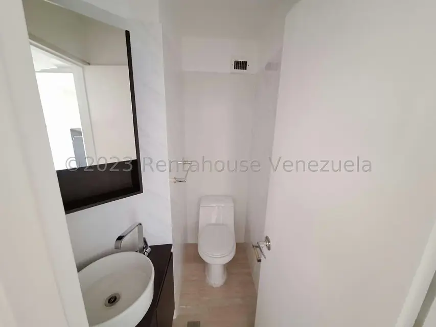Apartamento (1 Nivel) en Venta en Los Naranjos del Cafetal, Distrito Metropolitano - 33