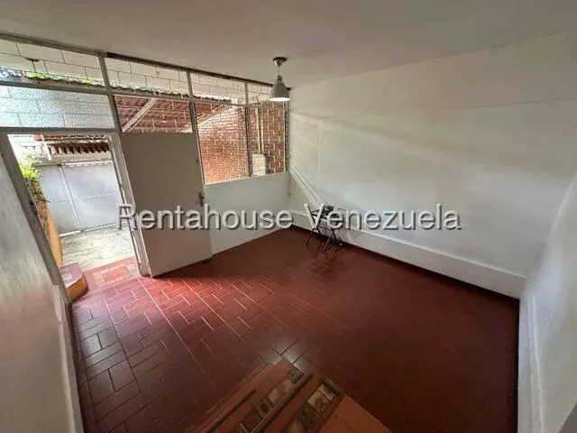 Oficina en Alquiler en Los Dos Caminos, Distrito Metropolitano - 8