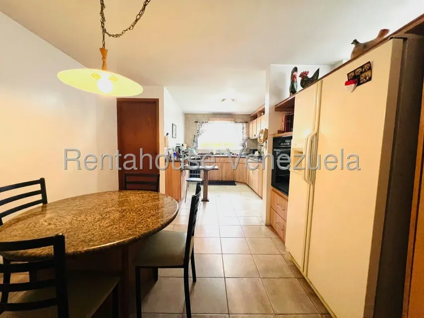 Casa (Multipes Niveles) en Venta en Prados del Este, Distrito Metropolitano - 19