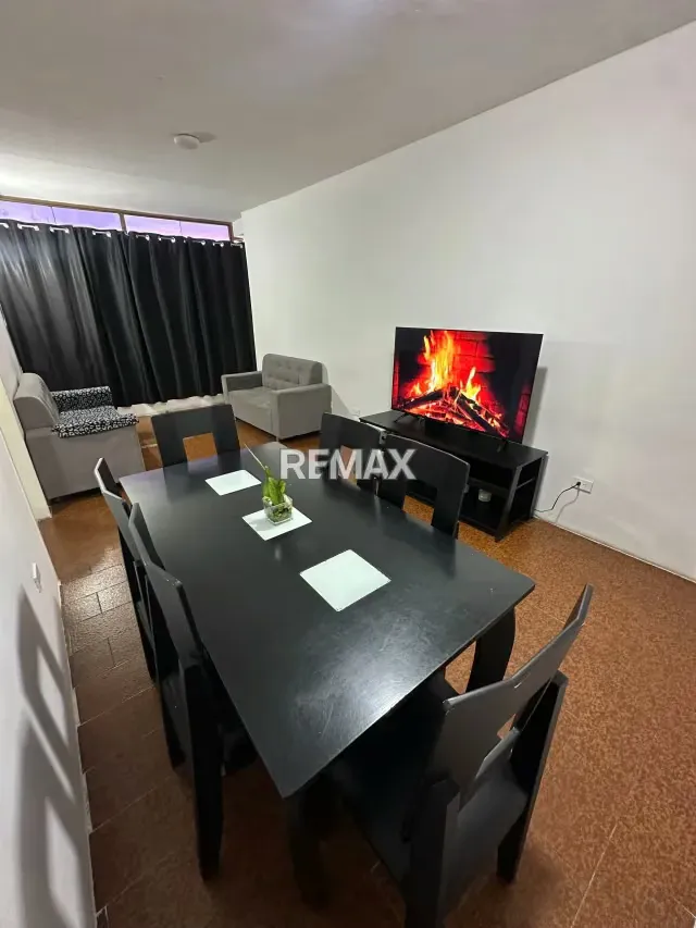 APARTAMENTO EN VENTA EN LA AVENIDA BOLIVAR NORTE DE VALENCIA - 2