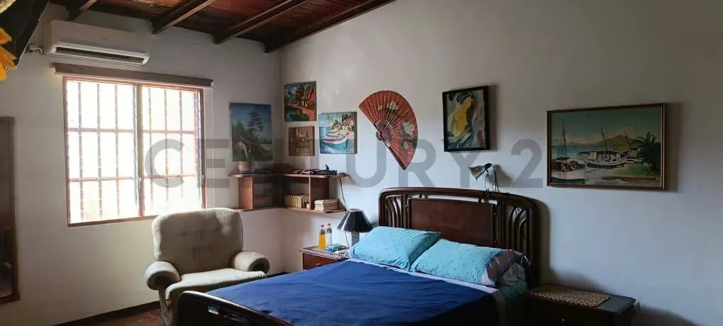 En venta Casa-Quinta con dos apartamentos listos para monetizar - 5
