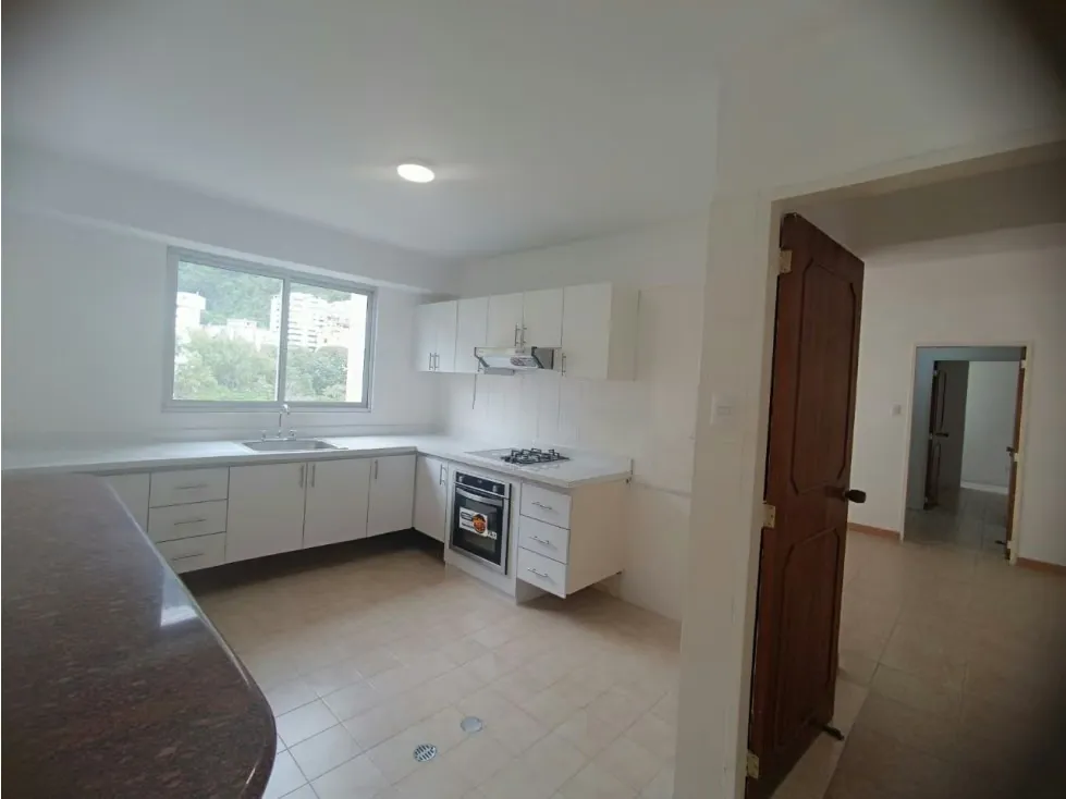 Venta de Apartamento en Terrazas del Avila 140 mts - 24