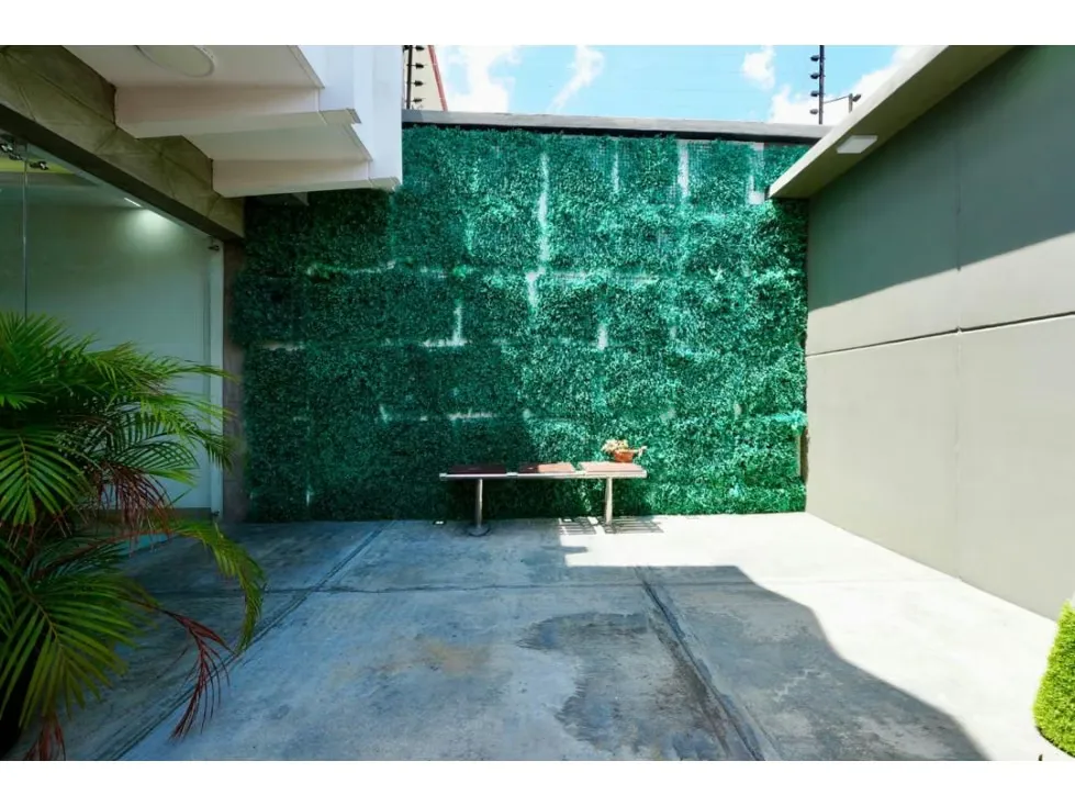 Venta de Casa Colinas de Vista Alegre Completamente Remodelada. 672m2. - 7
