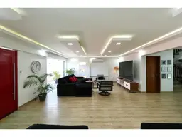 View 10