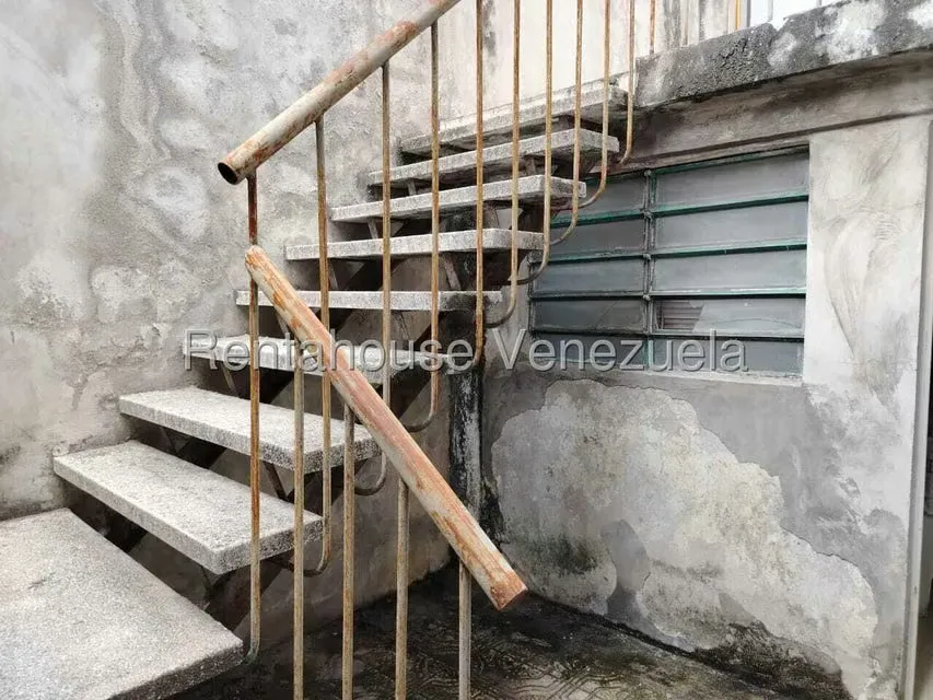 Casa (Duplex) en Alquiler en Los Chorros, Distrito Metropolitano - 25