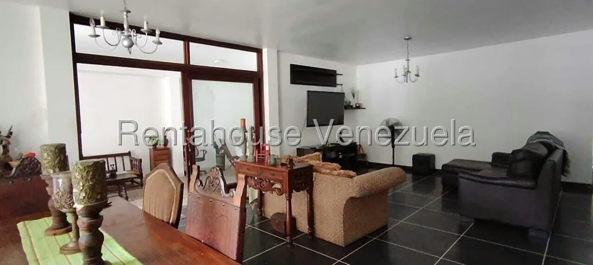 Casa (Duplex) en Alquiler en Los Chorros, Distrito Metropolitano - 5